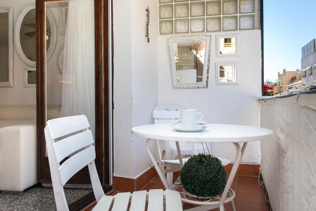 Du Soleil Apart Sitges Exterior foto